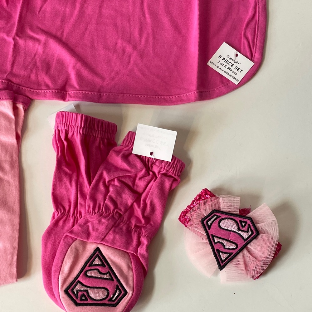 DC Supergirl Baby Costume in Pink Size 6-12 months Halloween Costume  NWT - Picture 7 of 7